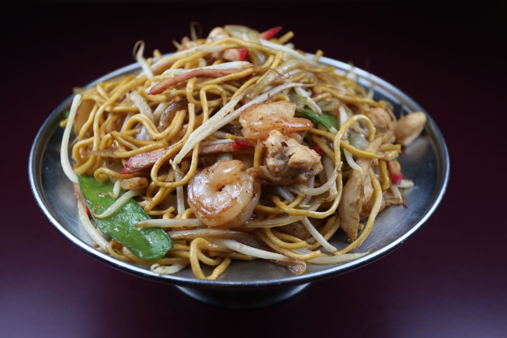 house lo mein(s)